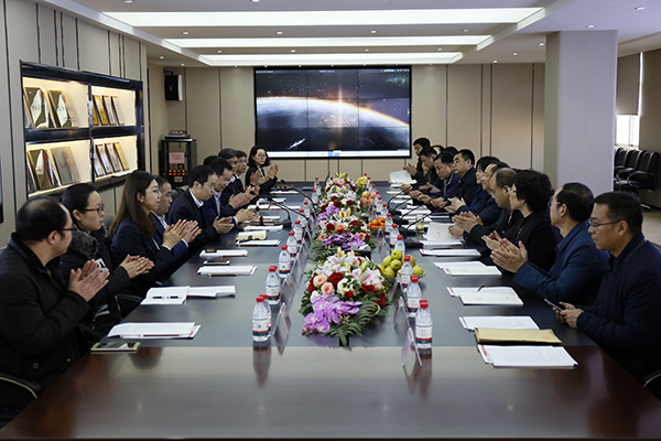 河北省工业和信息化厅厅长龚晓峰莅临金百博